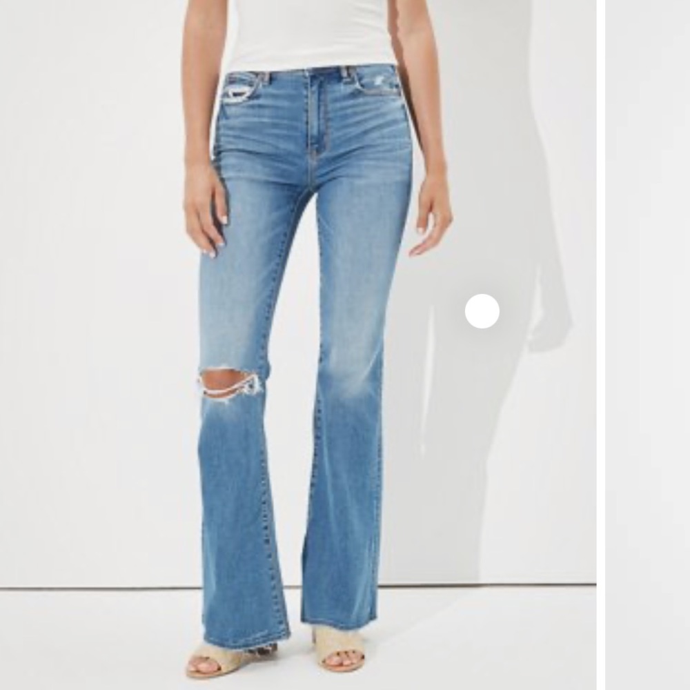 American Eagle Super High-rise Flared Jeans
